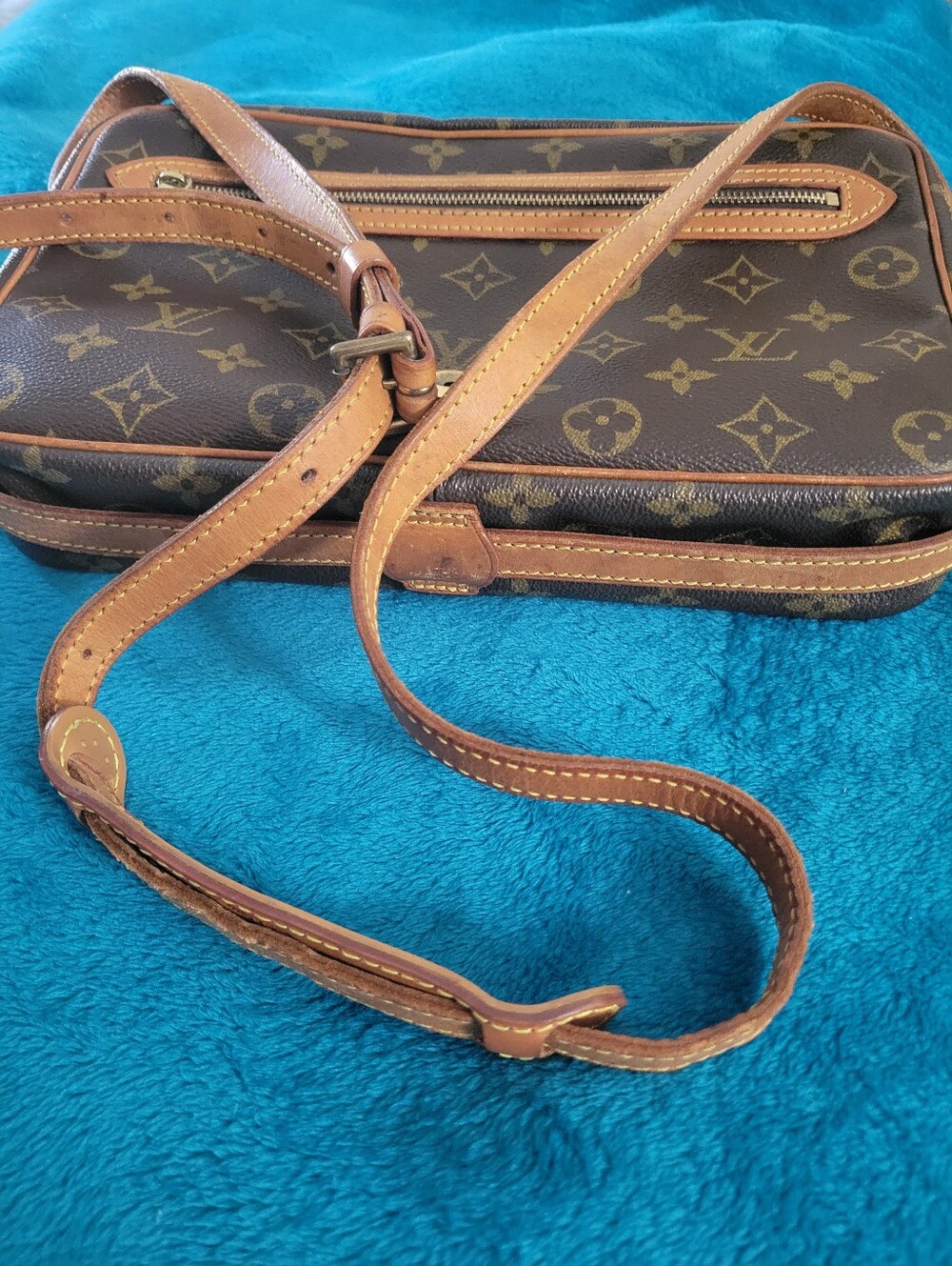 Authentic Vintage Louis Vuitton Saint Germain 24 monogram - Picture 4 of 14